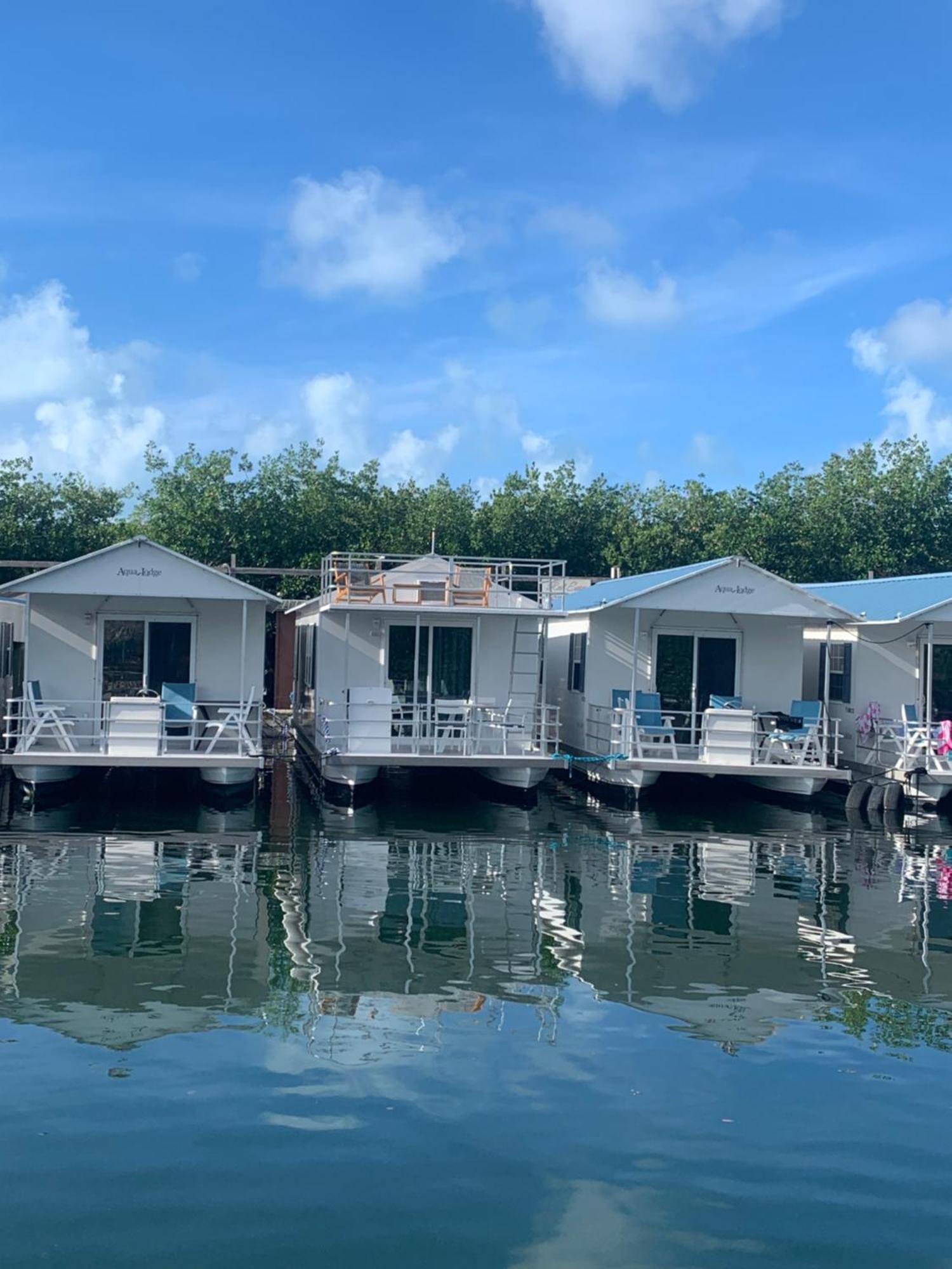 Aqua Lodges At Hurricane Hole Marina Сток-Айленд Екстер'єр фото